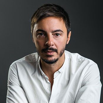 Sakan-Zarko-(NEW-MOMENT)